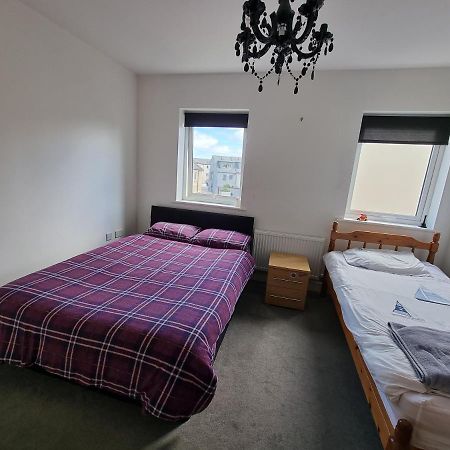 King En-Suite Close To The A30 カムボーン エクステリア 写真