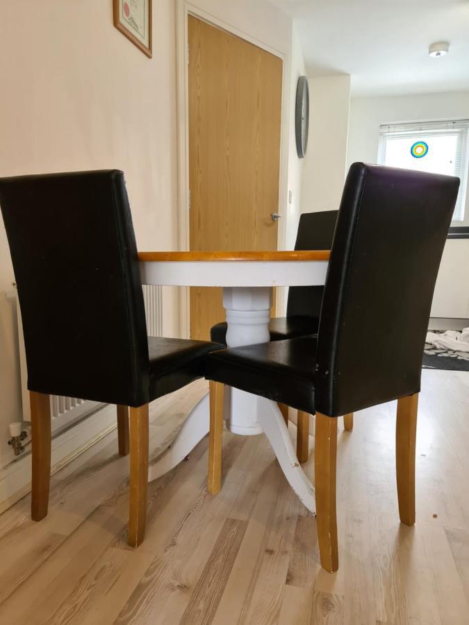 King En-Suite Close To The A30 カムボーン エクステリア 写真
